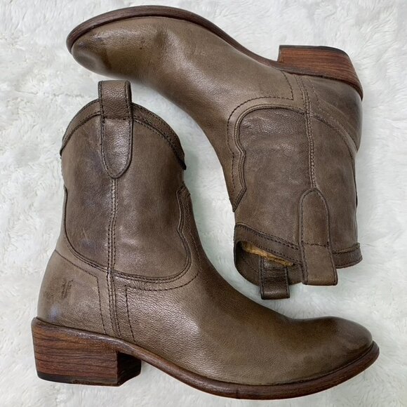 Frye 77032 Women's Light Brown Leather Carson Shortie Boots Size 6 1/2 - Picture 4 of 16